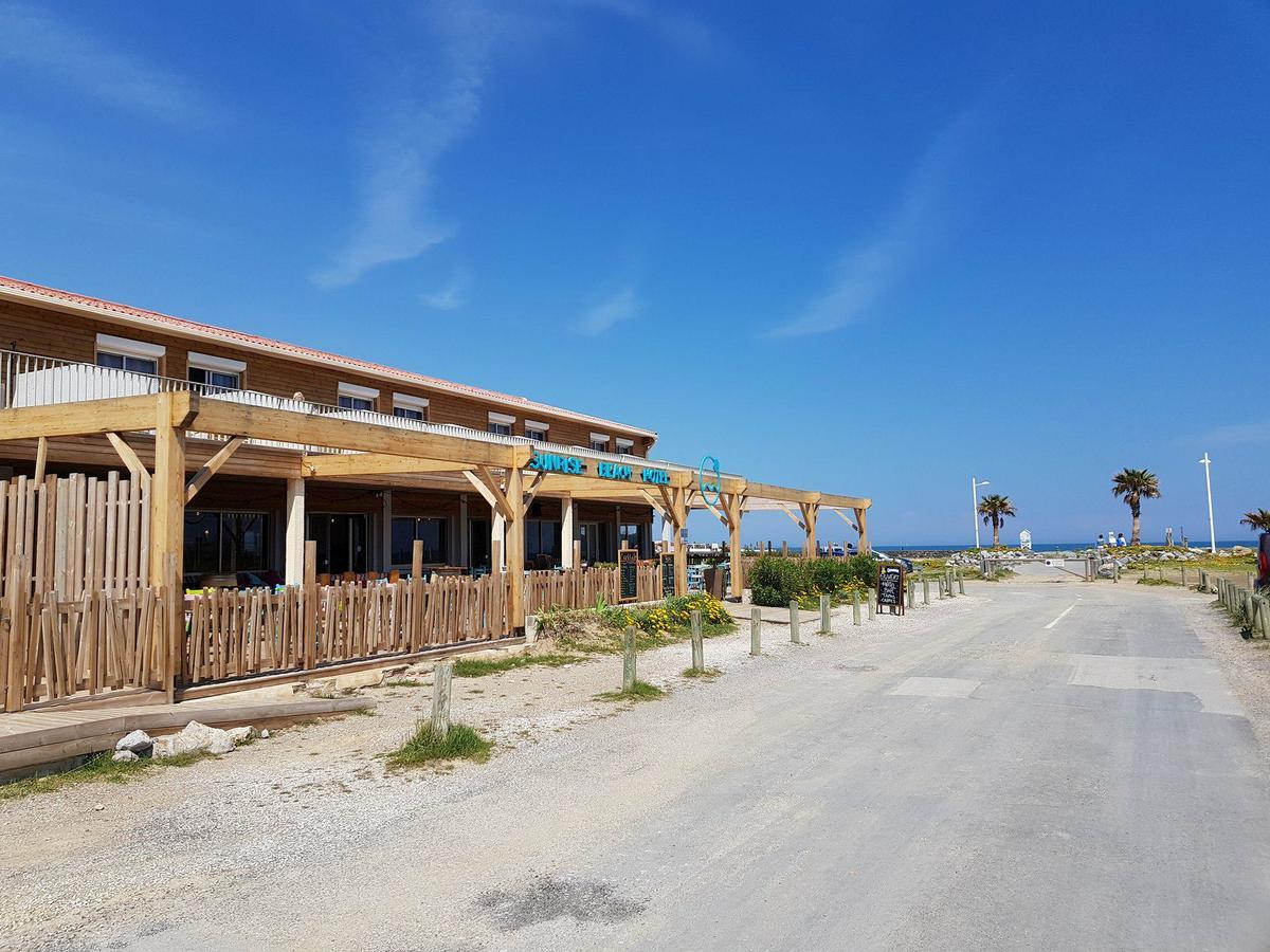 Sunrise Beach Hotel Груиссан Экстерьер фото